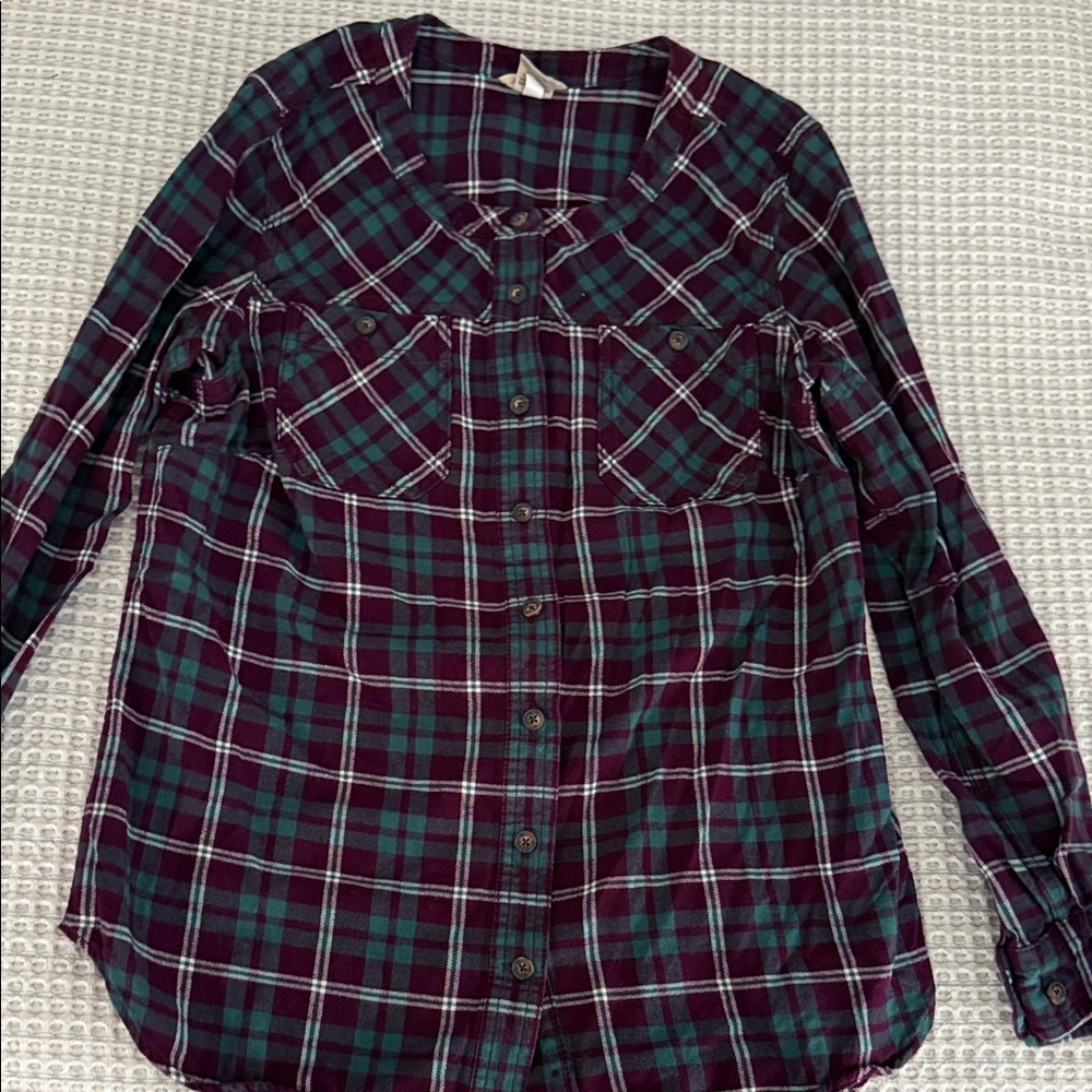 Duluth Trading Co Burgundy and Green Plaid Shirt